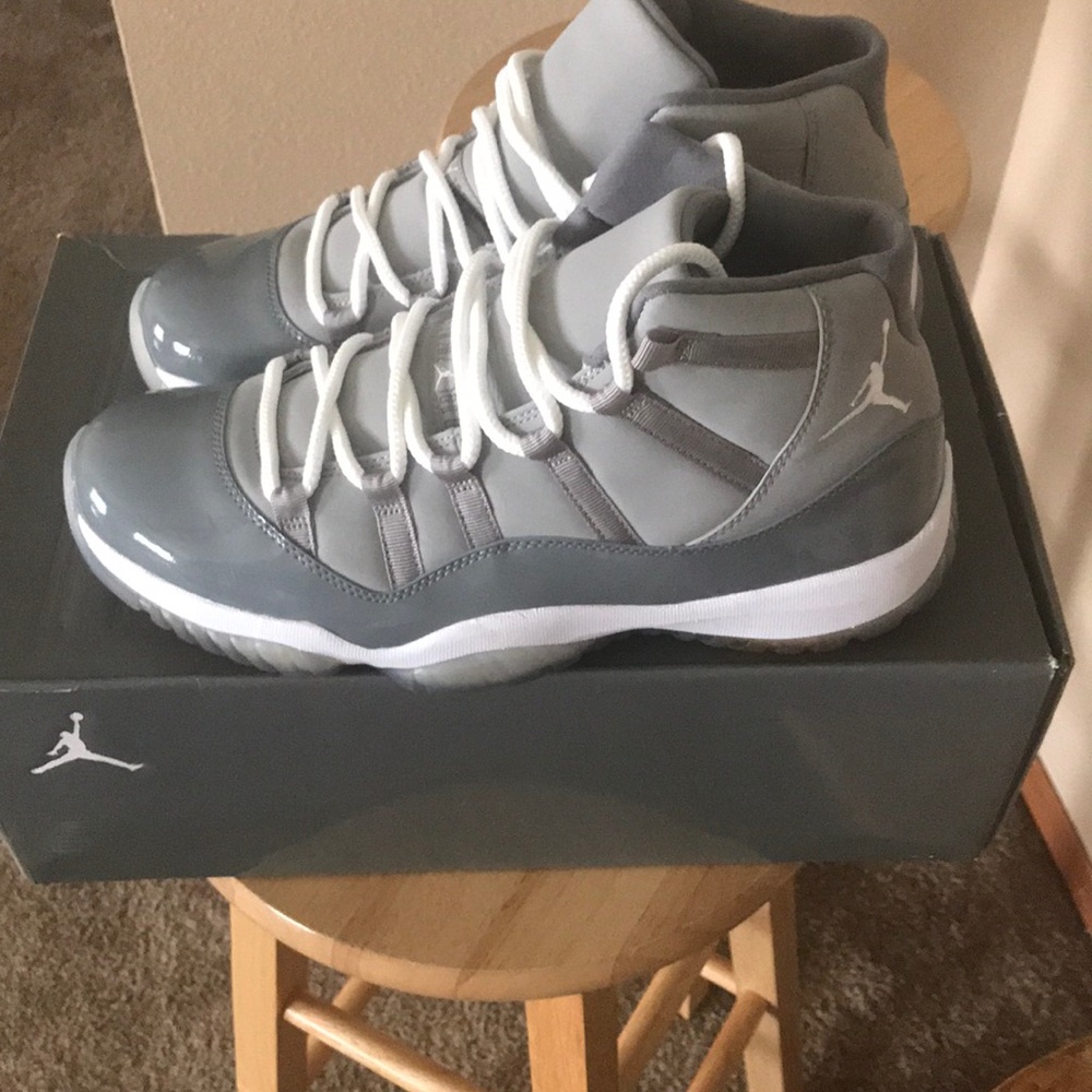 Jordan Retro 11 Cool Grey Sneakers